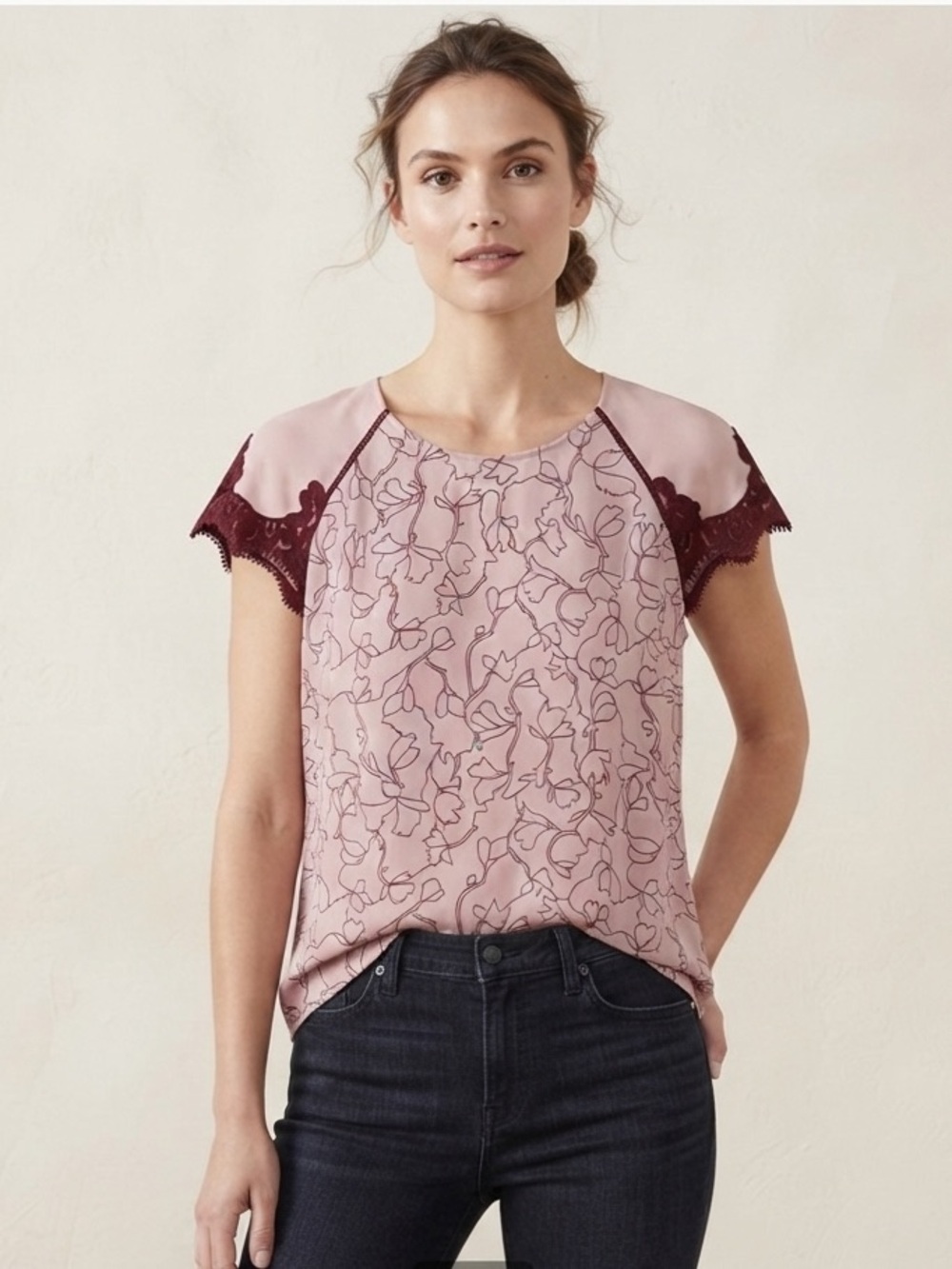 RW&CO Pink Floral Lace-Trim Short Sleeve Blouse Size M